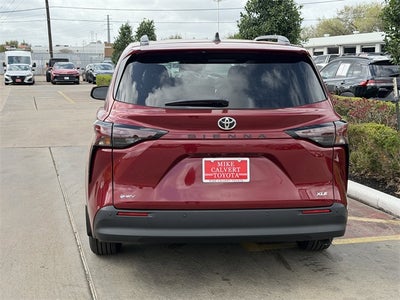 2026 Toyota Sienna XLE